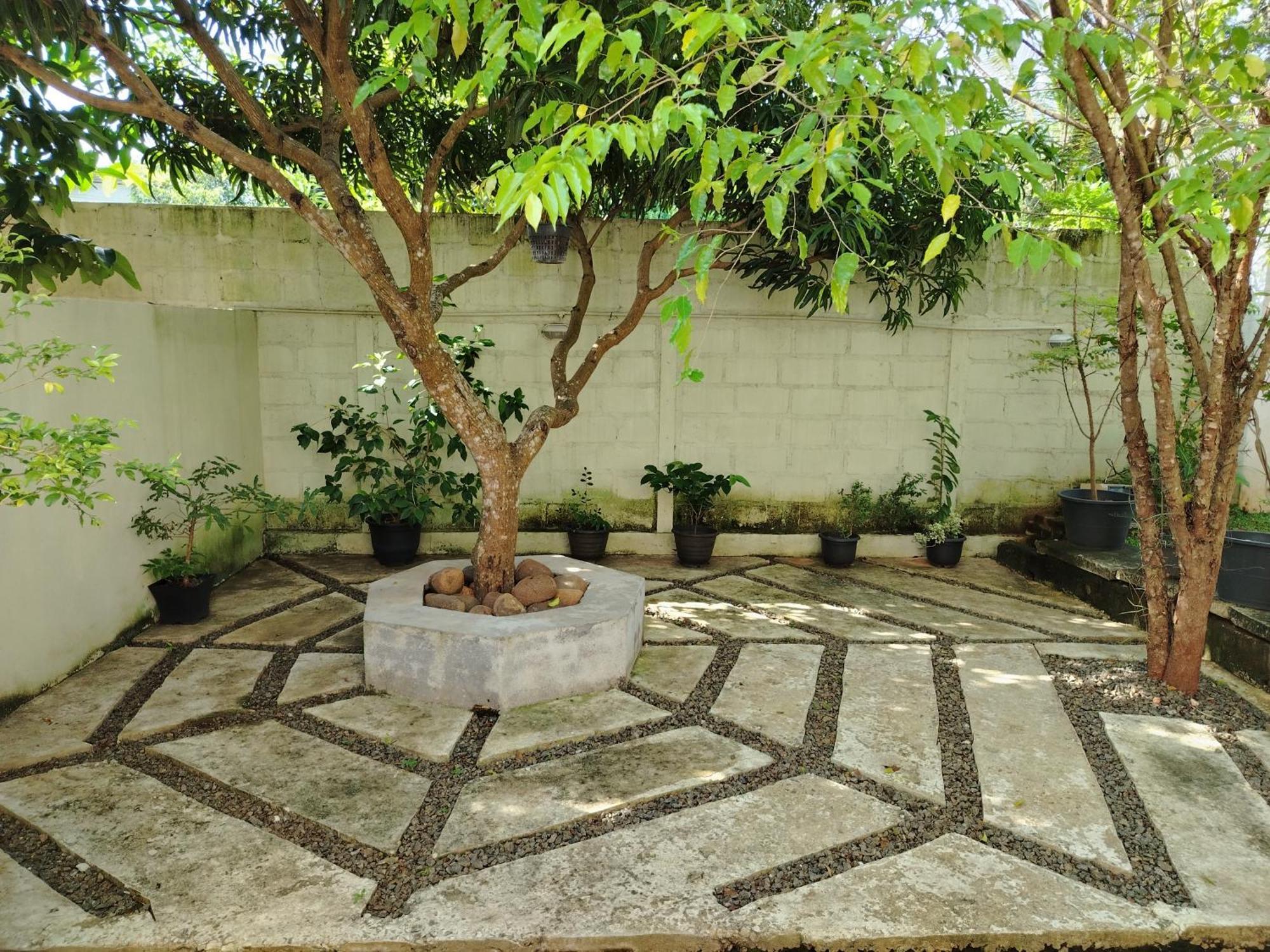 Prestiva Stay Anuradhapura Exterior photo