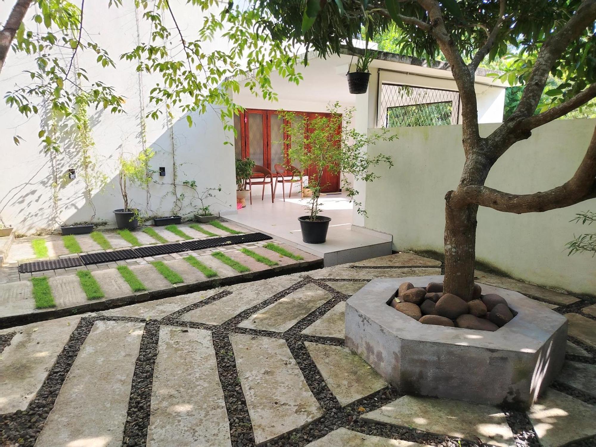 Prestiva Stay Anuradhapura Exterior photo